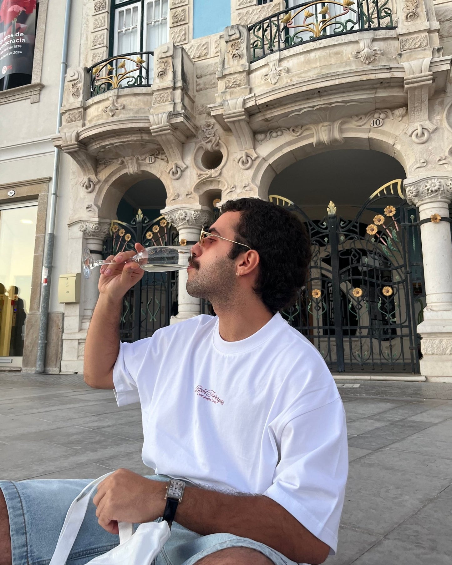 CHAMPAGNE LOVERS TEE WHITE