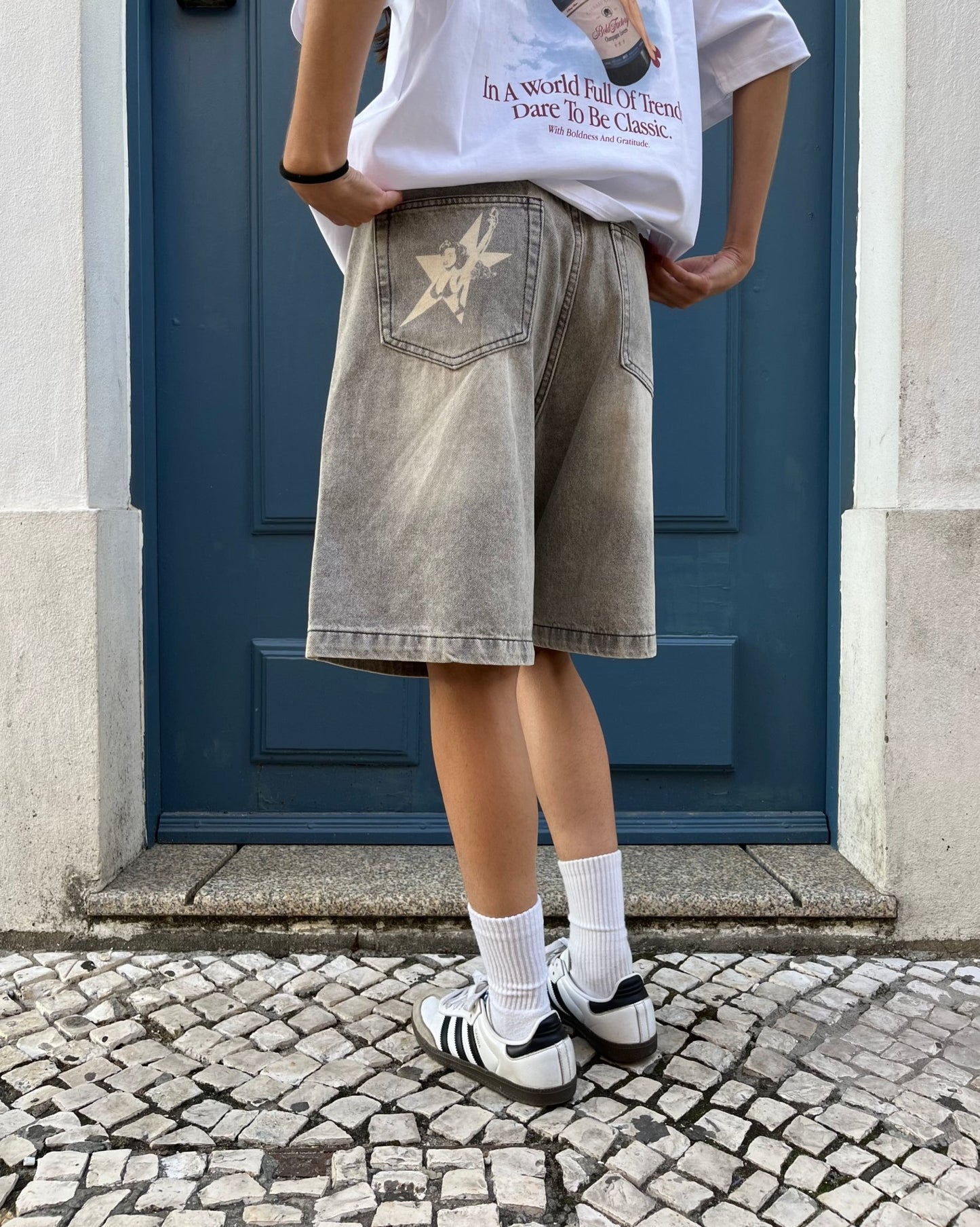DENIM BAGGY SHORTS GREY