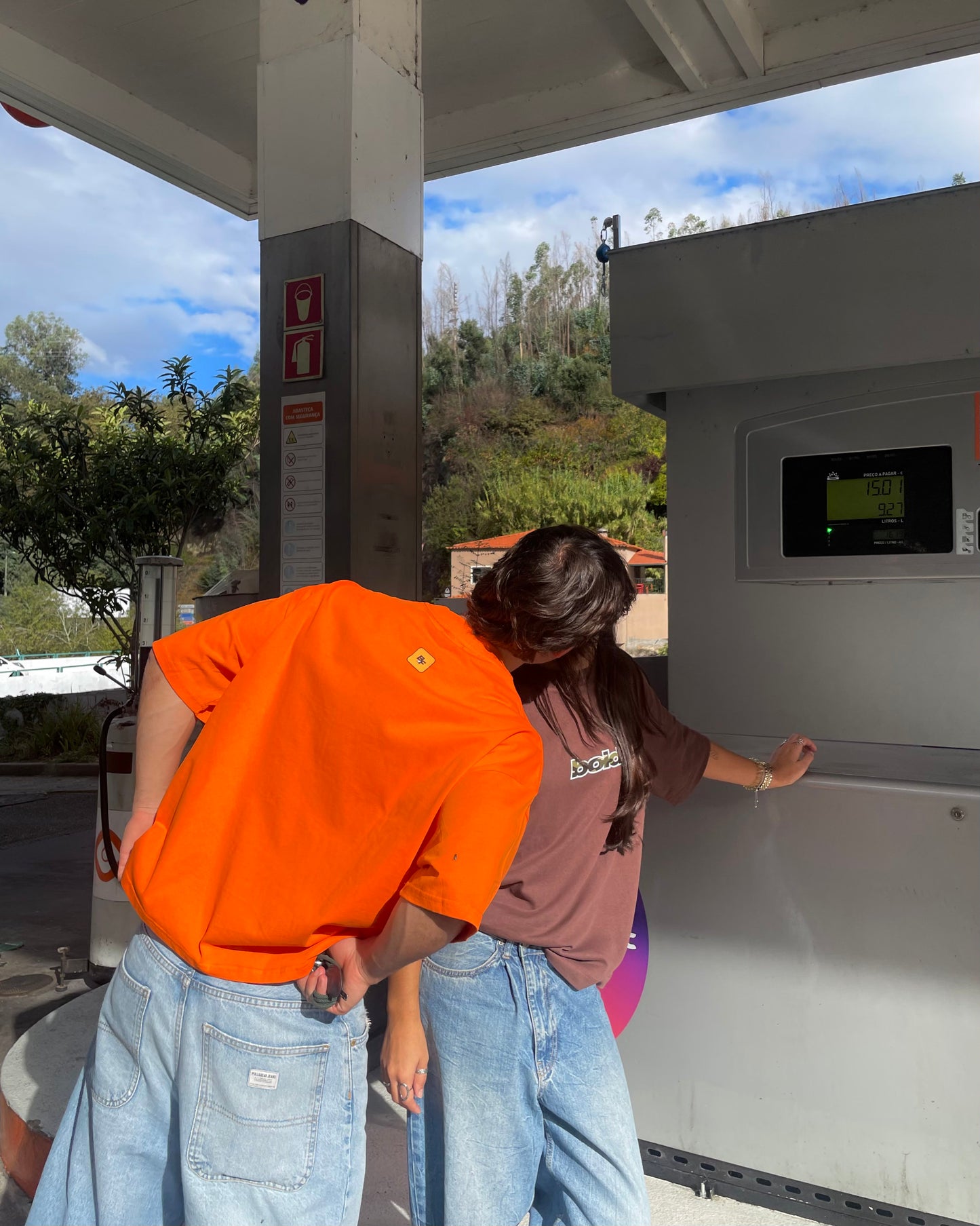 BOLD STORIES TEE ORANGE